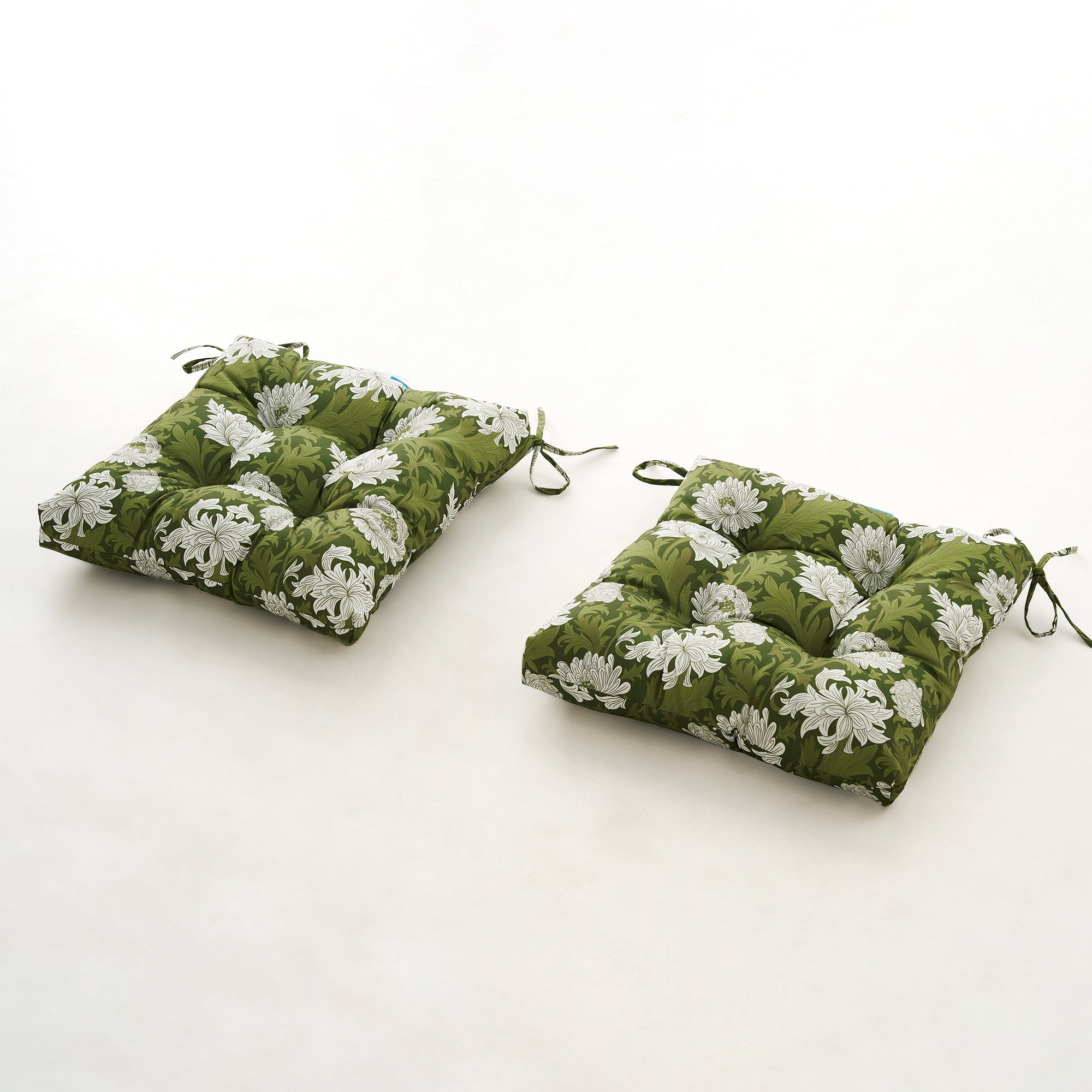 ARTPLANT Outdoor Dinning Seat Pads Cushions with Tie 19"x19"x4",Square Wicker Outdoor Tufted Chair Cushion,Set of 2