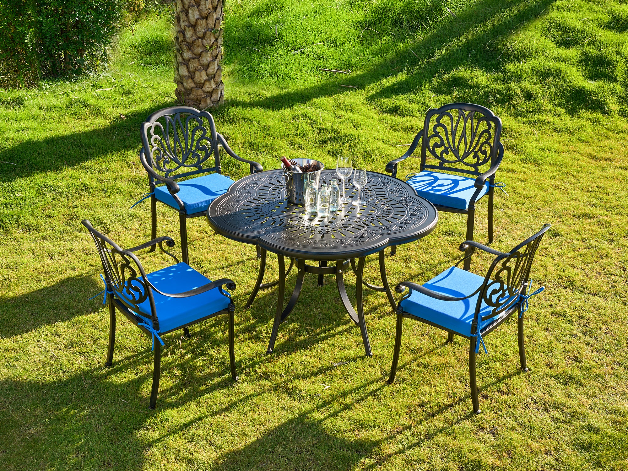Outdoor Chair Cushions for Patio Furniture, Waterproof Outdoor Cushions, Round Corner Patio Chair Cushions Set of 4 with Ties,17"x16"x2"